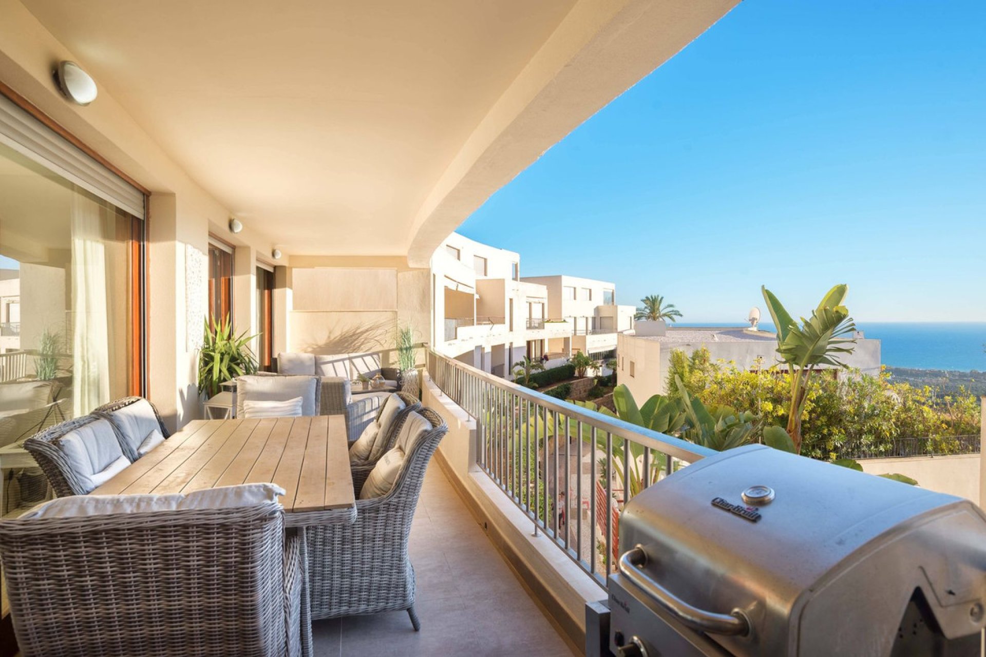 Resale - Apartment - Ground Floor Apartment - Marbella - Altos de los Monteros