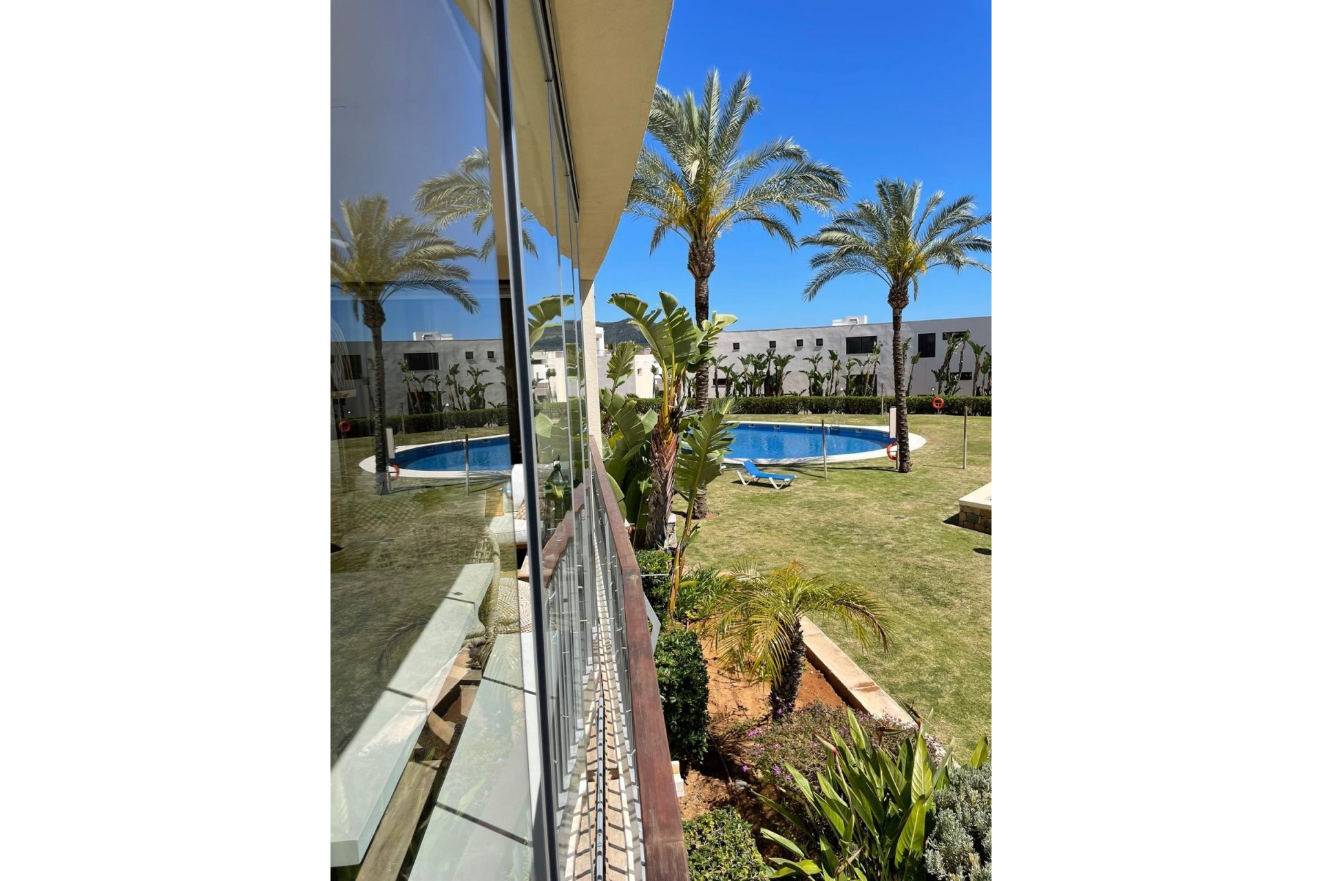 Resale - Apartment - Ground Floor Apartment - Marbella - Altos de los Monteros