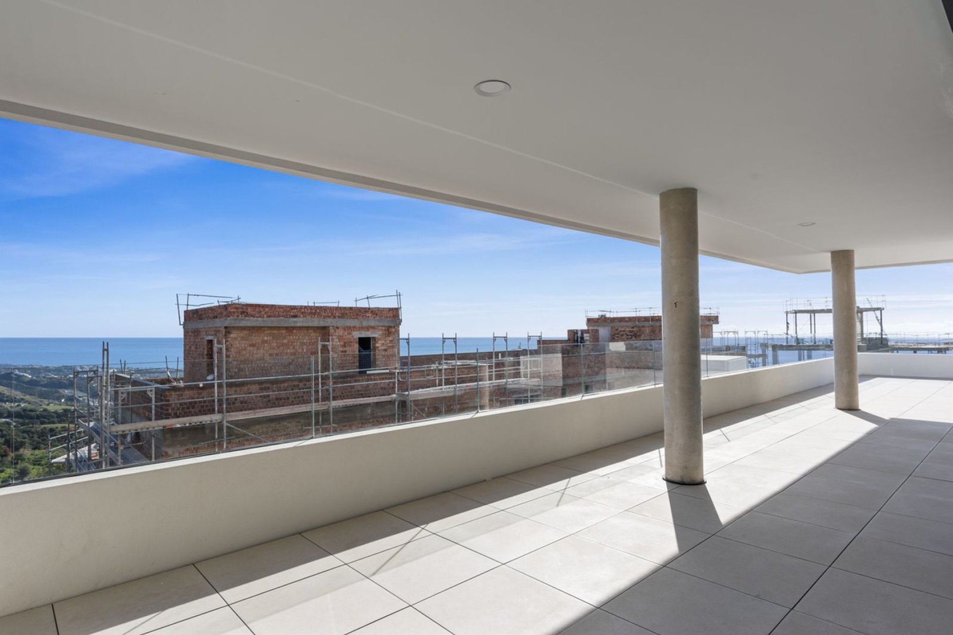 Resale - Apartment - Ground Floor Apartment - Marbella - Altos de los Monteros