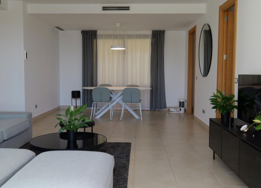 Resale - Apartment - Ground Floor Apartment - Marbella - Altos de los Monteros