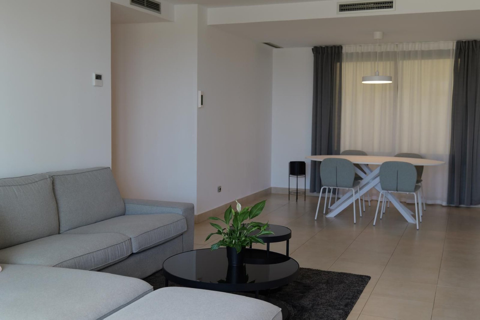 Resale - Apartment - Ground Floor Apartment - Marbella - Altos de los Monteros