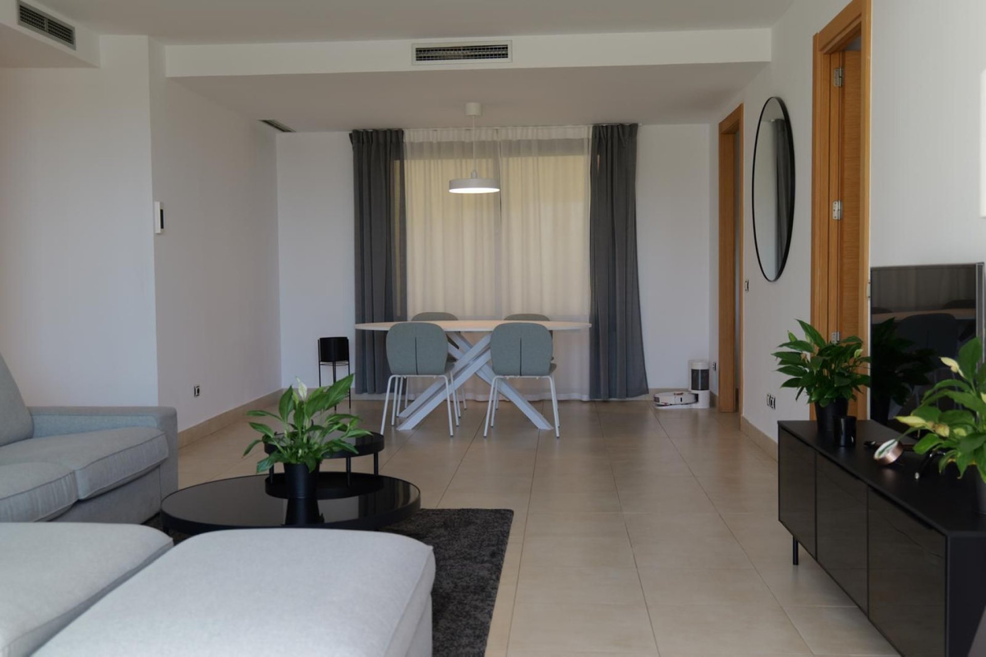 Resale - Apartment - Ground Floor Apartment - Marbella - Altos de los Monteros