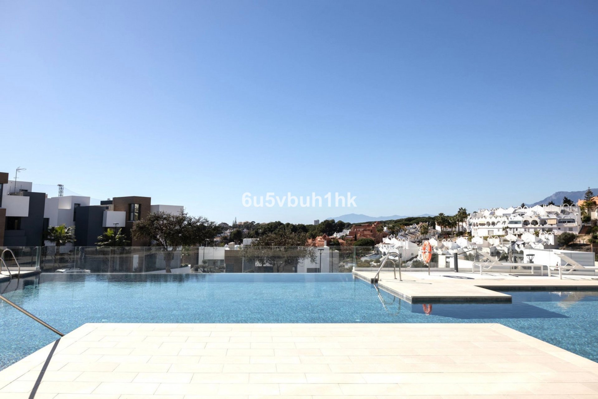 Resale - Apartment - Ground Floor Apartment - Marbella - Artola