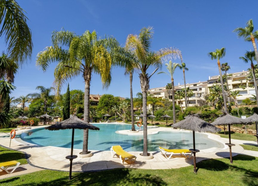 Resale - Apartment - Ground Floor Apartment - Marbella - Bahía de Marbella