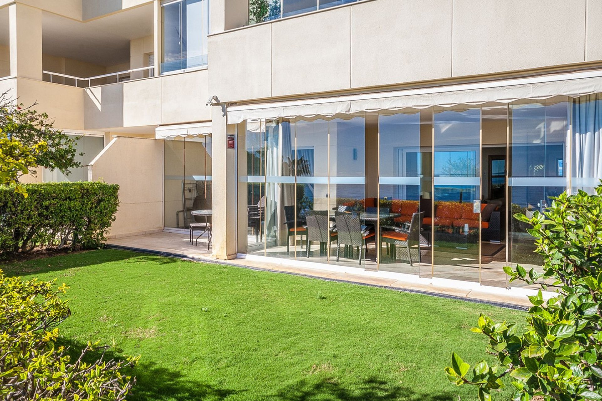 Resale - Apartment - Ground Floor Apartment - Marbella - Cabopino