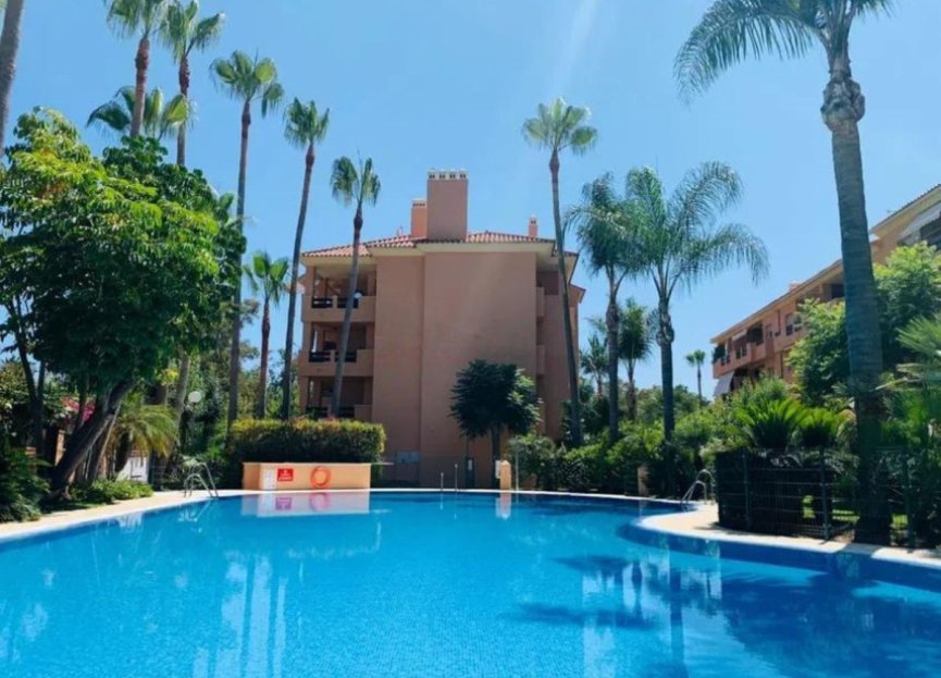 Resale - Apartment - Ground Floor Apartment - Marbella - Cabopino