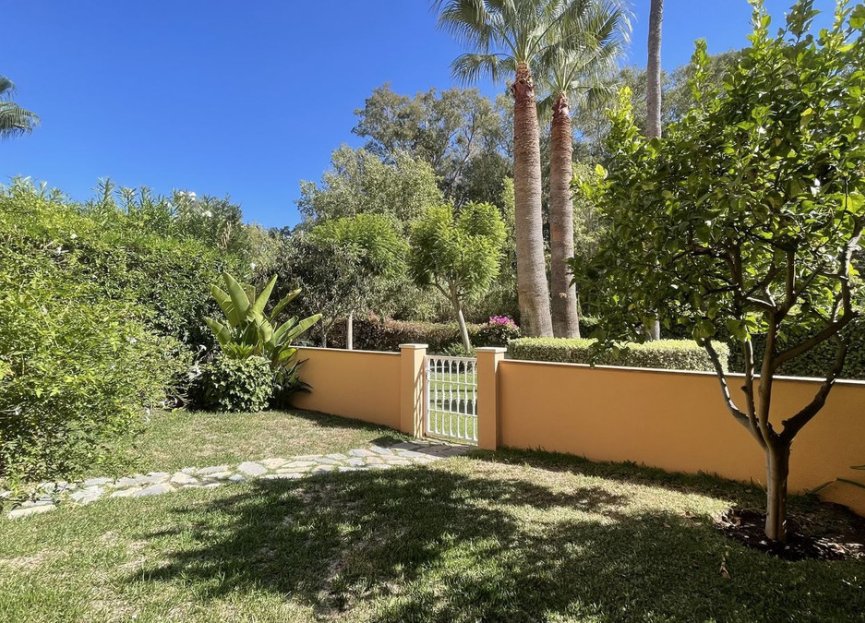 Resale - Apartment - Ground Floor Apartment - Marbella - Cabopino