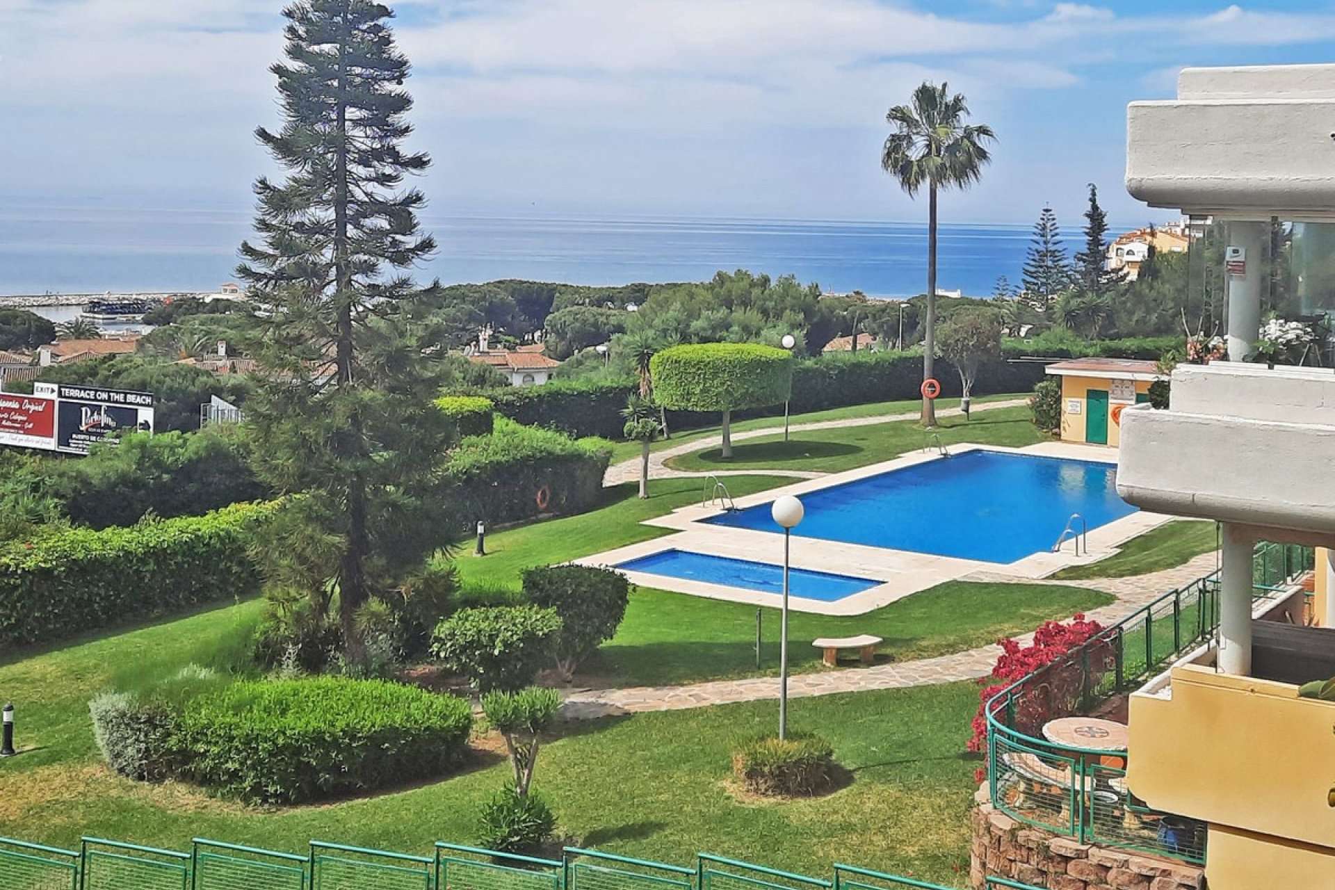 Resale - Apartment - Ground Floor Apartment - Marbella - Cabopino