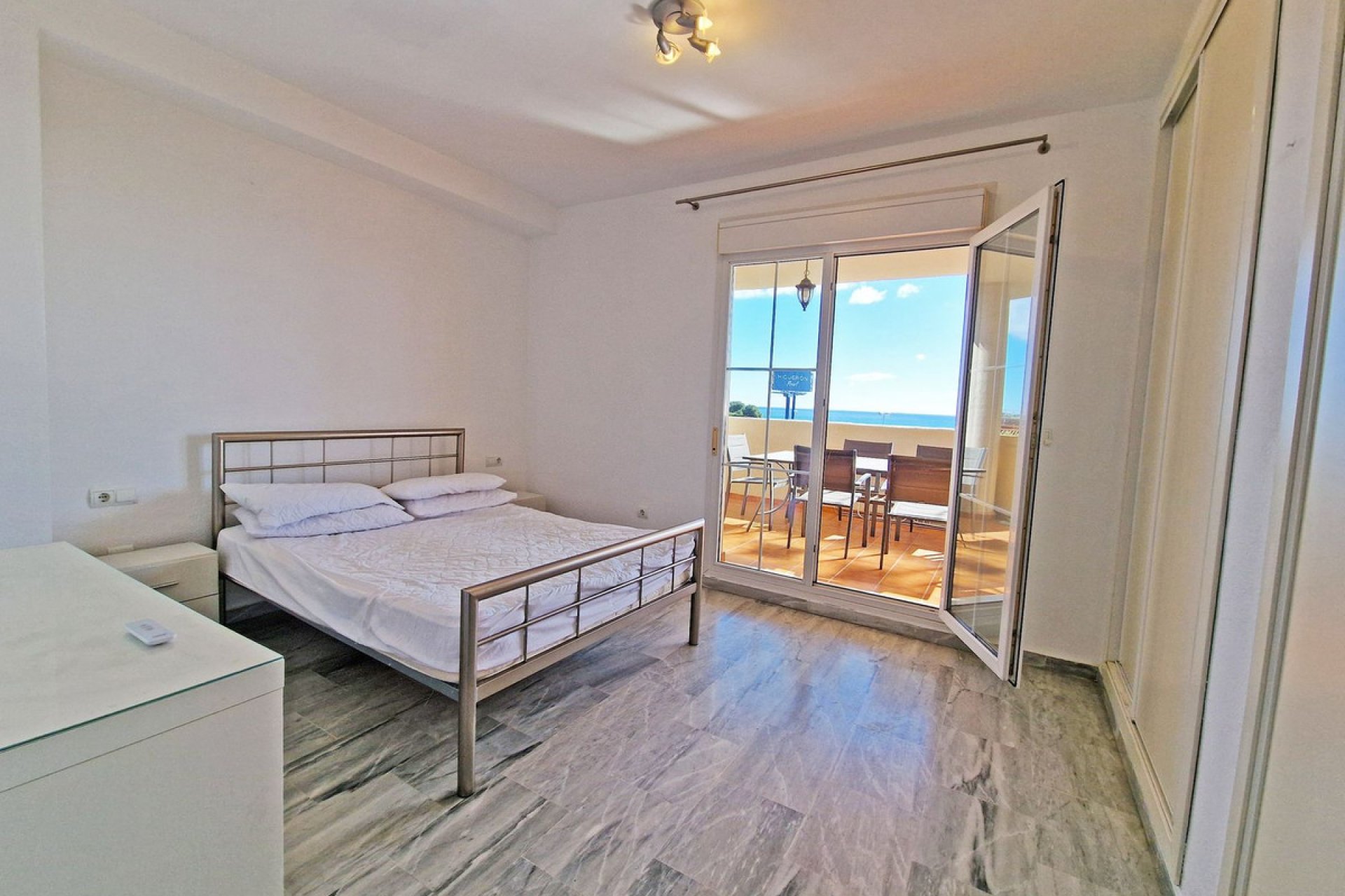 Resale - Apartment - Ground Floor Apartment - Marbella - Cabopino