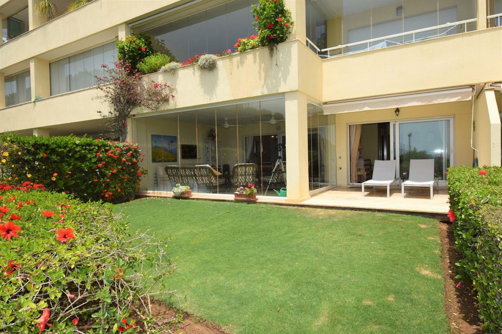 Resale - Apartment - Ground Floor Apartment - Marbella - Cabopino