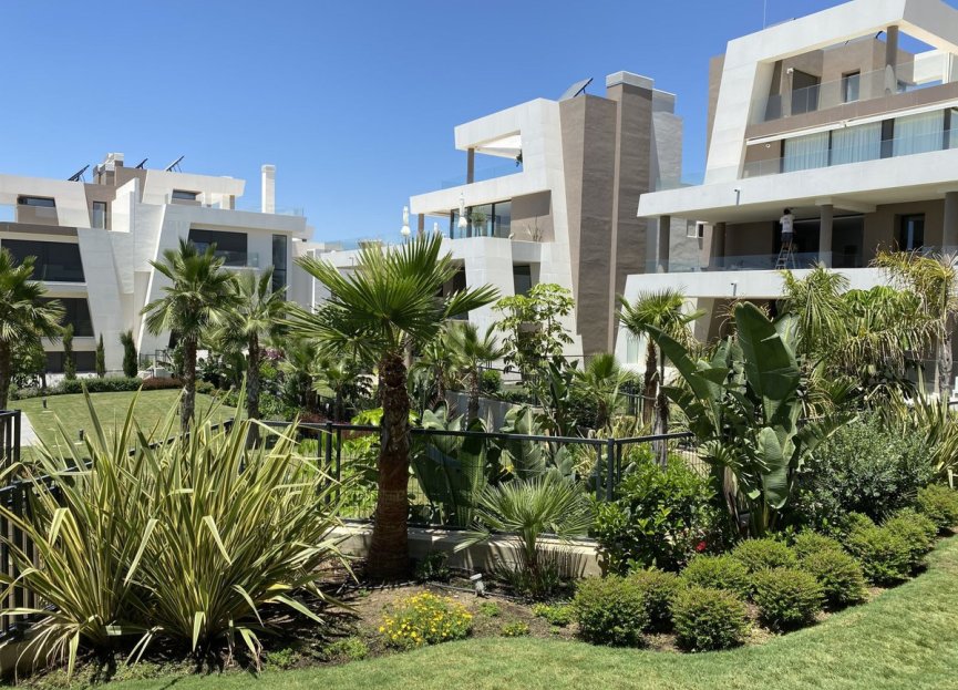 Resale - Apartment - Ground Floor Apartment - Marbella - Cabopino