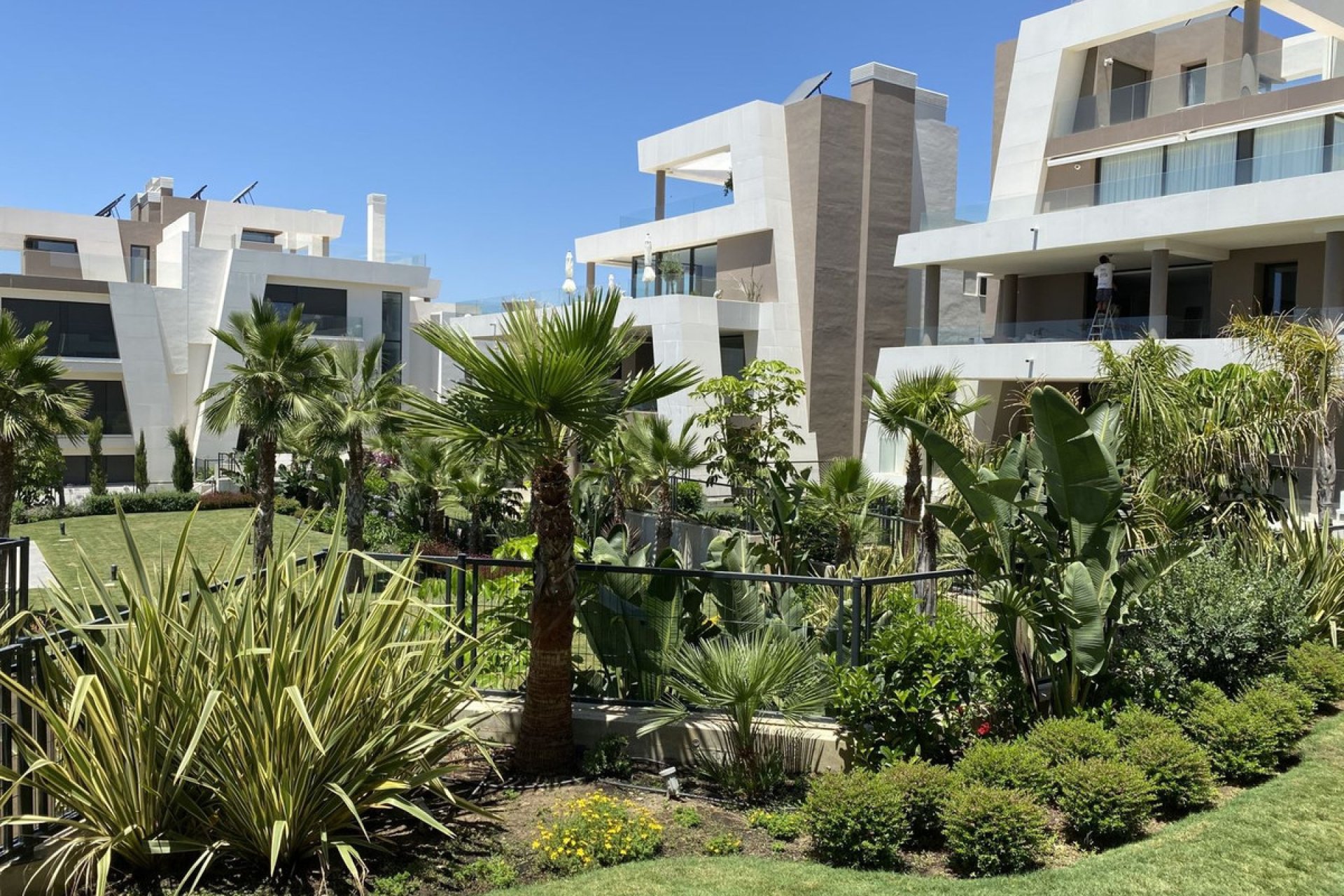 Resale - Apartment - Ground Floor Apartment - Marbella - Cabopino