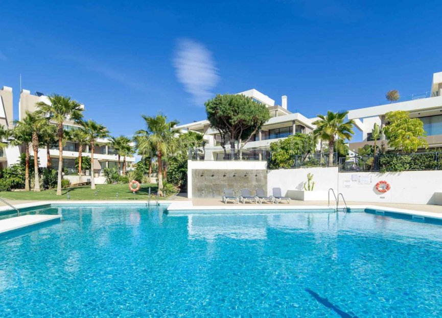 Resale - Apartment - Ground Floor Apartment - Marbella - Cabopino