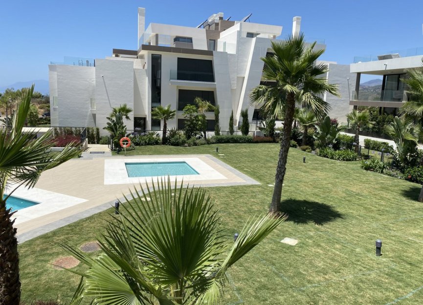 Resale - Apartment - Ground Floor Apartment - Marbella - Cabopino