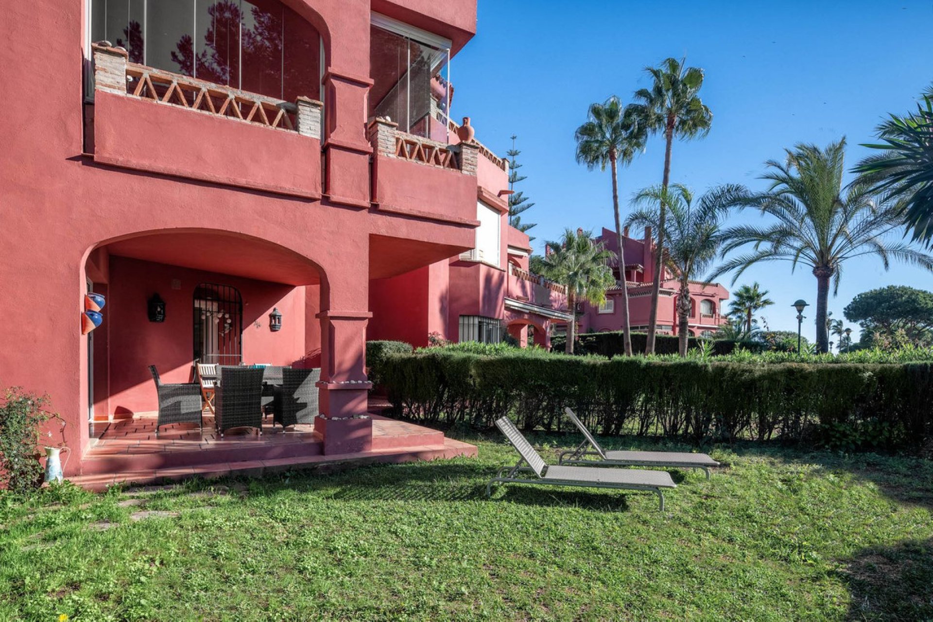 Resale - Apartment - Ground Floor Apartment - Marbella - Elviria