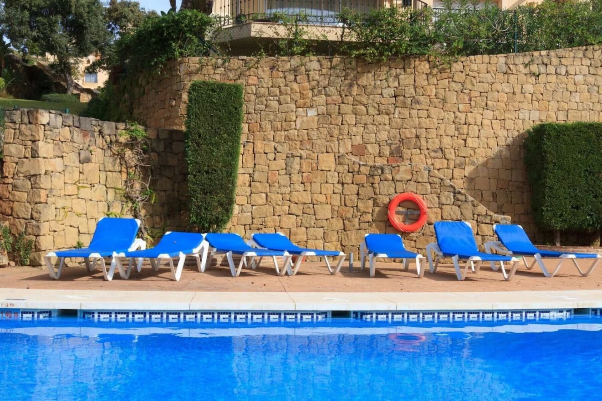 Resale - Apartment - Ground Floor Apartment - Marbella - Elviria