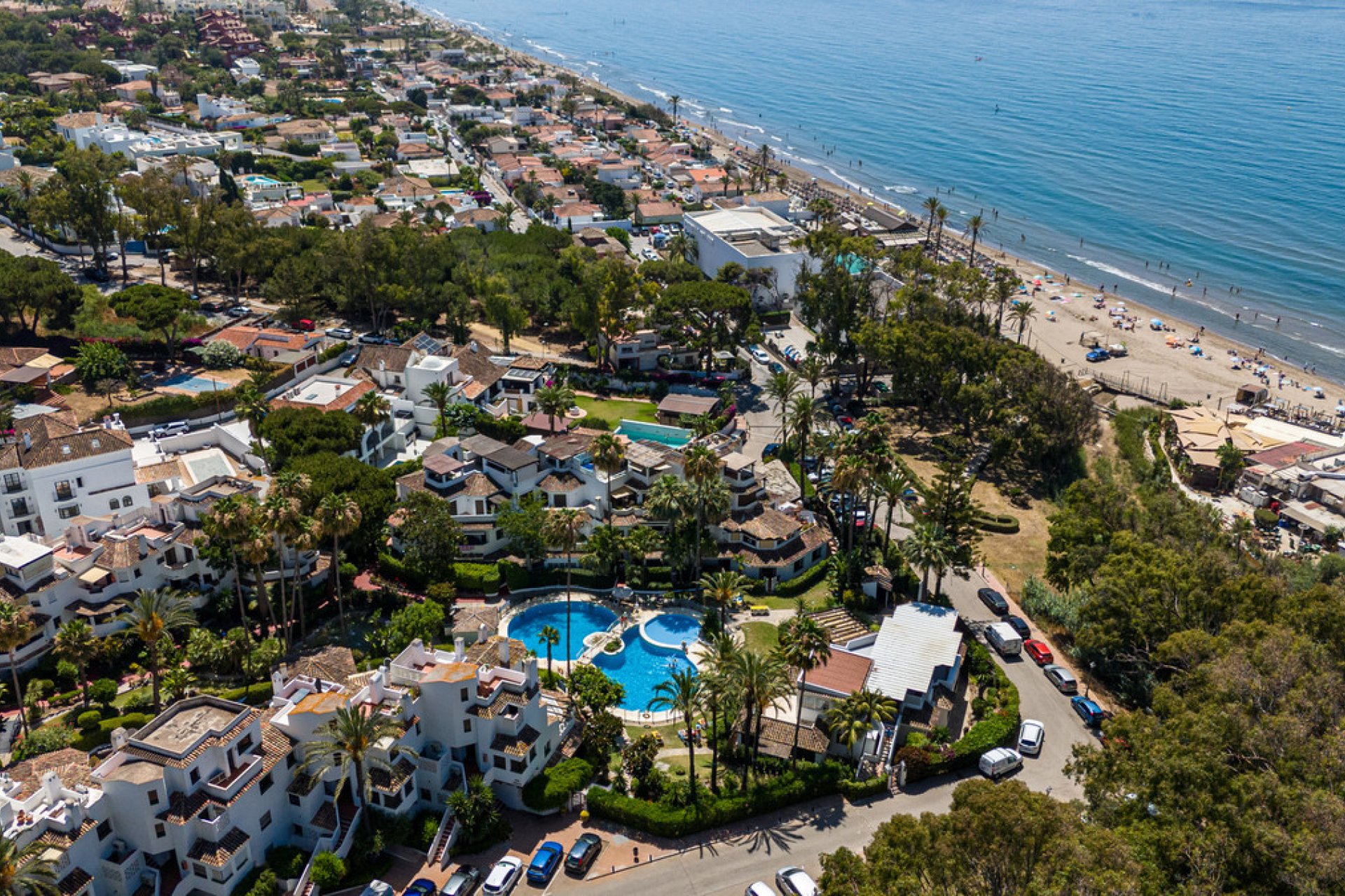 Resale - Apartment - Ground Floor Apartment - Marbella - Elviria