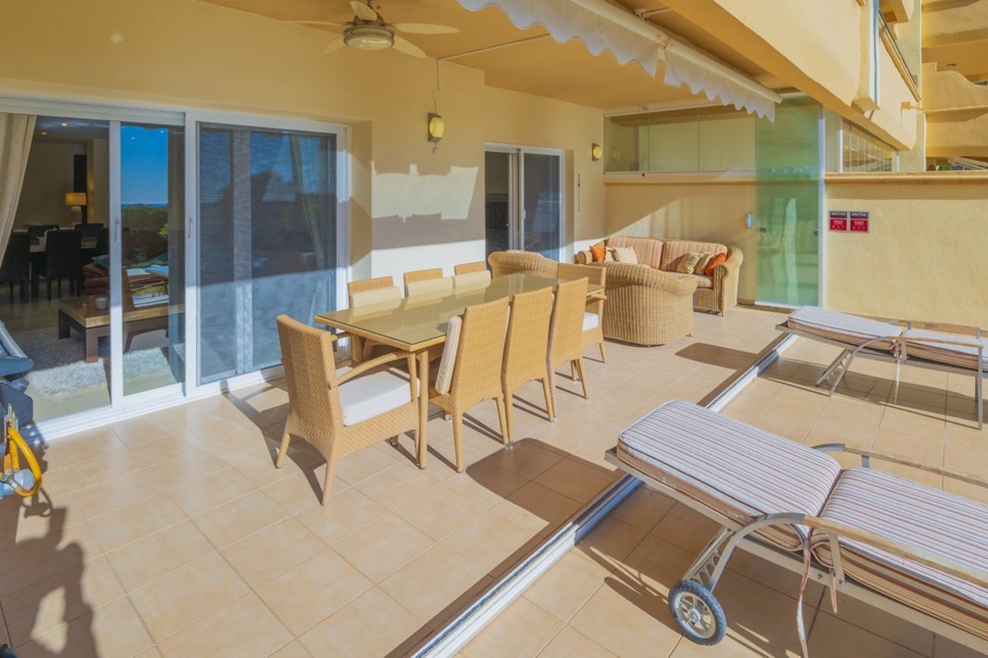 Resale - Apartment - Ground Floor Apartment - Marbella - Elviria