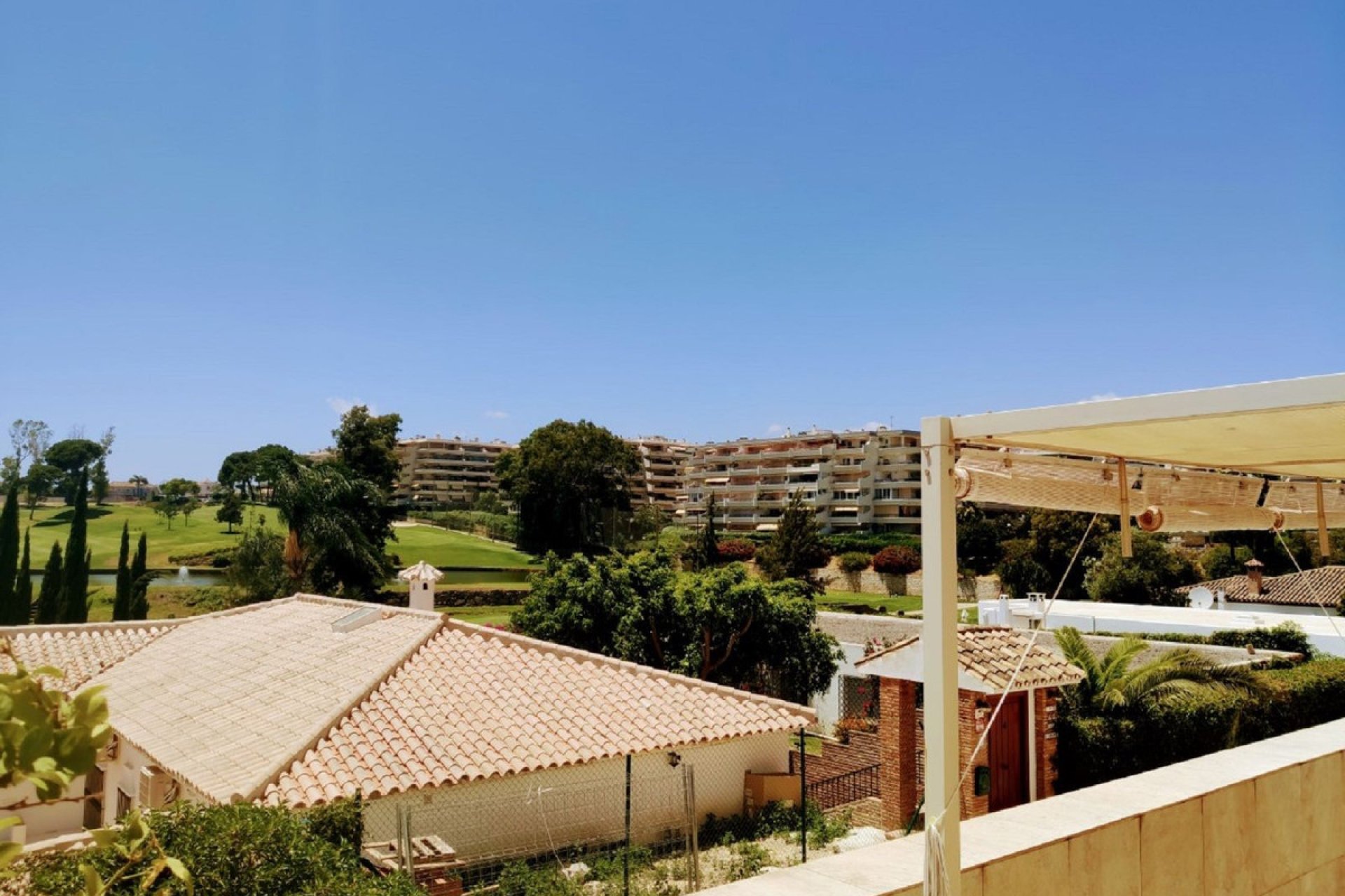 Resale - Apartment - Ground Floor Apartment - Marbella - Guadalmina Alta