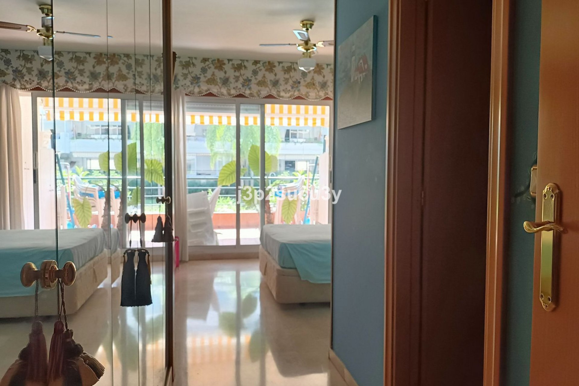 Resale - Apartment - Ground Floor Apartment - Marbella - Guadalmina Alta