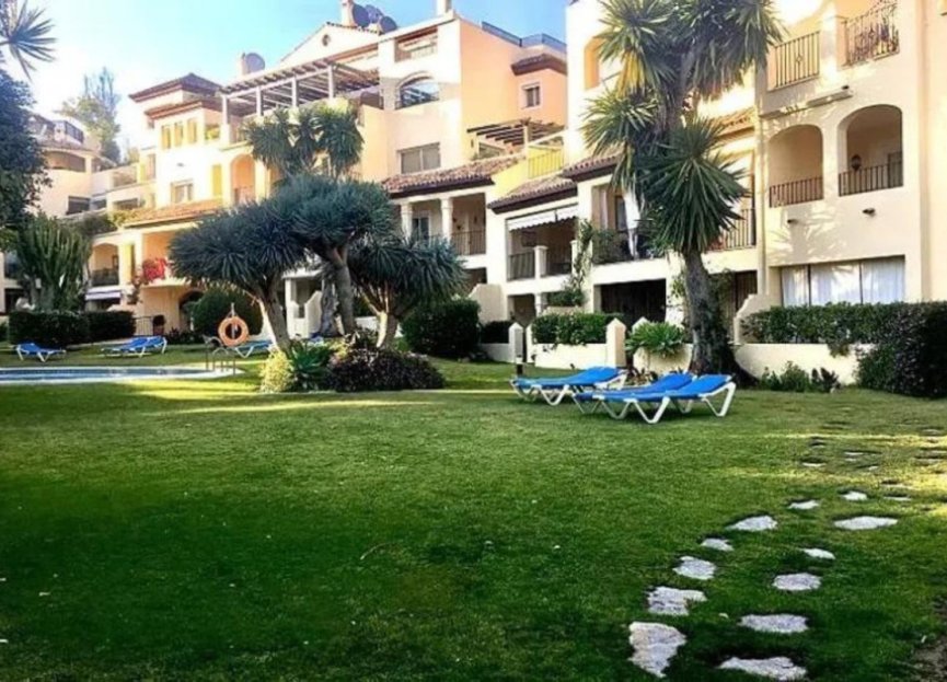 Resale - Apartment - Ground Floor Apartment - Marbella - Guadalmina Alta