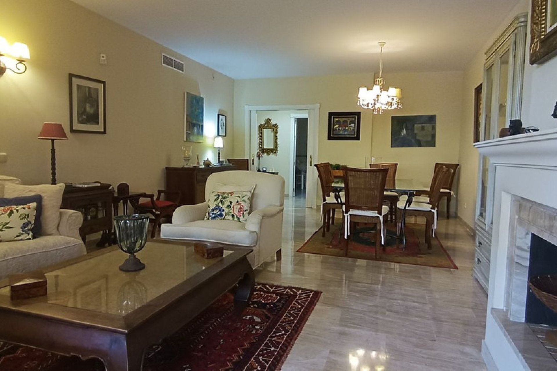 Resale - Apartment - Ground Floor Apartment - Marbella - Guadalmina Baja