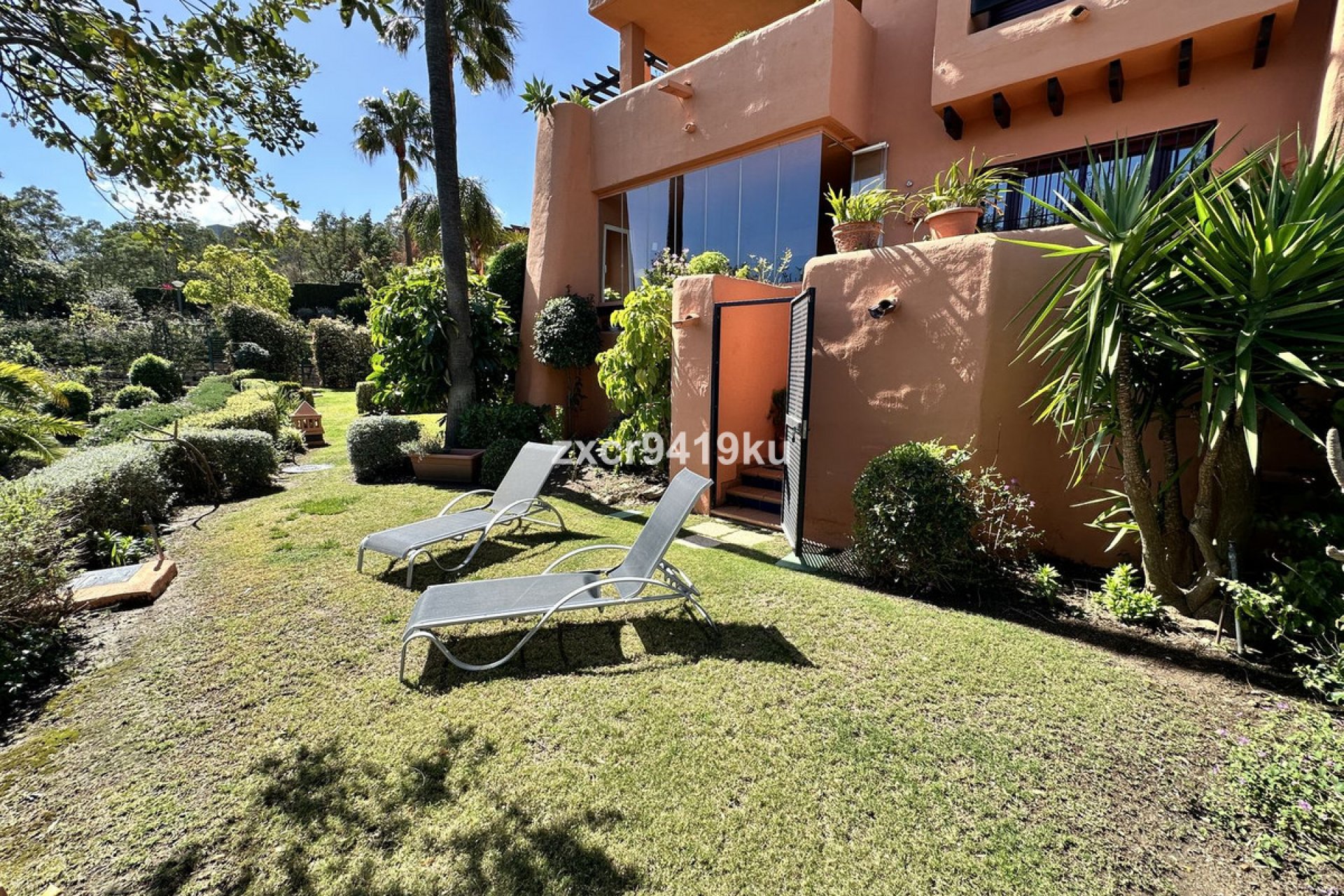 Resale - Apartment - Ground Floor Apartment - Marbella - La Mairena