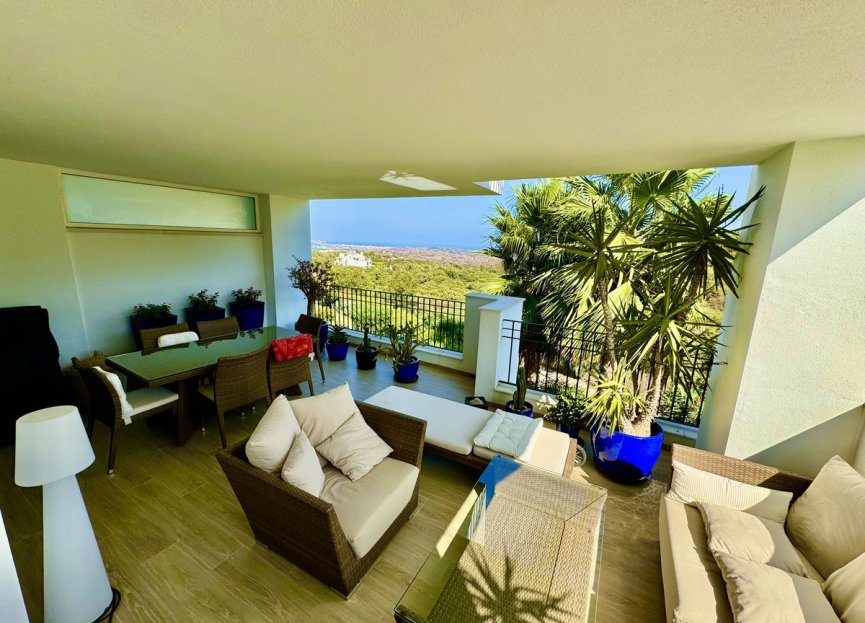 Resale - Apartment - Ground Floor Apartment - Marbella - La Mairena