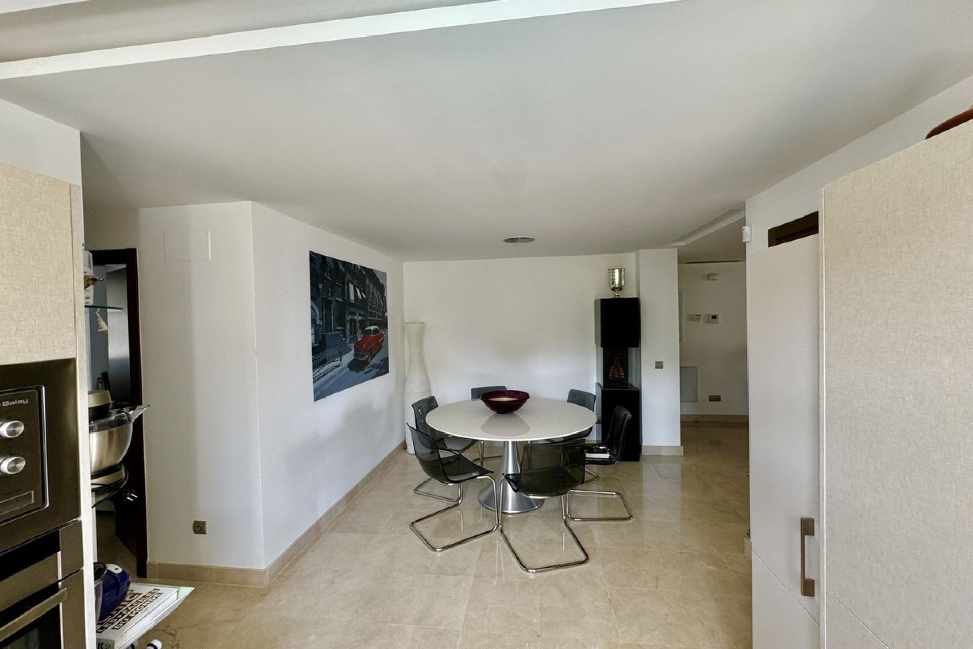 Resale - Apartment - Ground Floor Apartment - Marbella - La Mairena