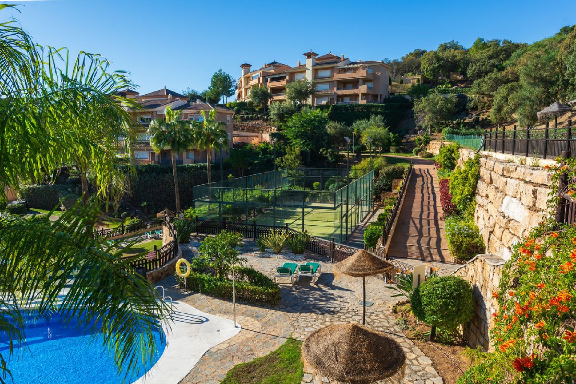 Resale - Apartment - Ground Floor Apartment - Marbella - La Mairena