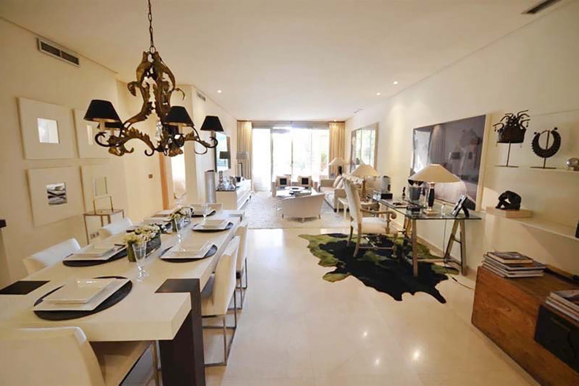 Resale - Apartment - Ground Floor Apartment - Marbella - Marbella Centro