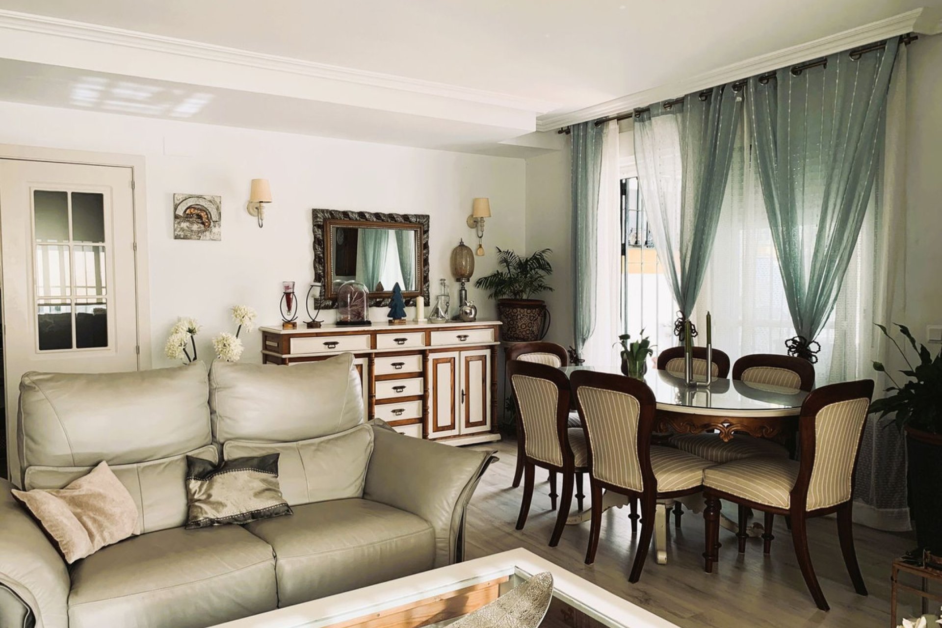 Resale - Apartment - Ground Floor Apartment - Marbella - Marbella Centro