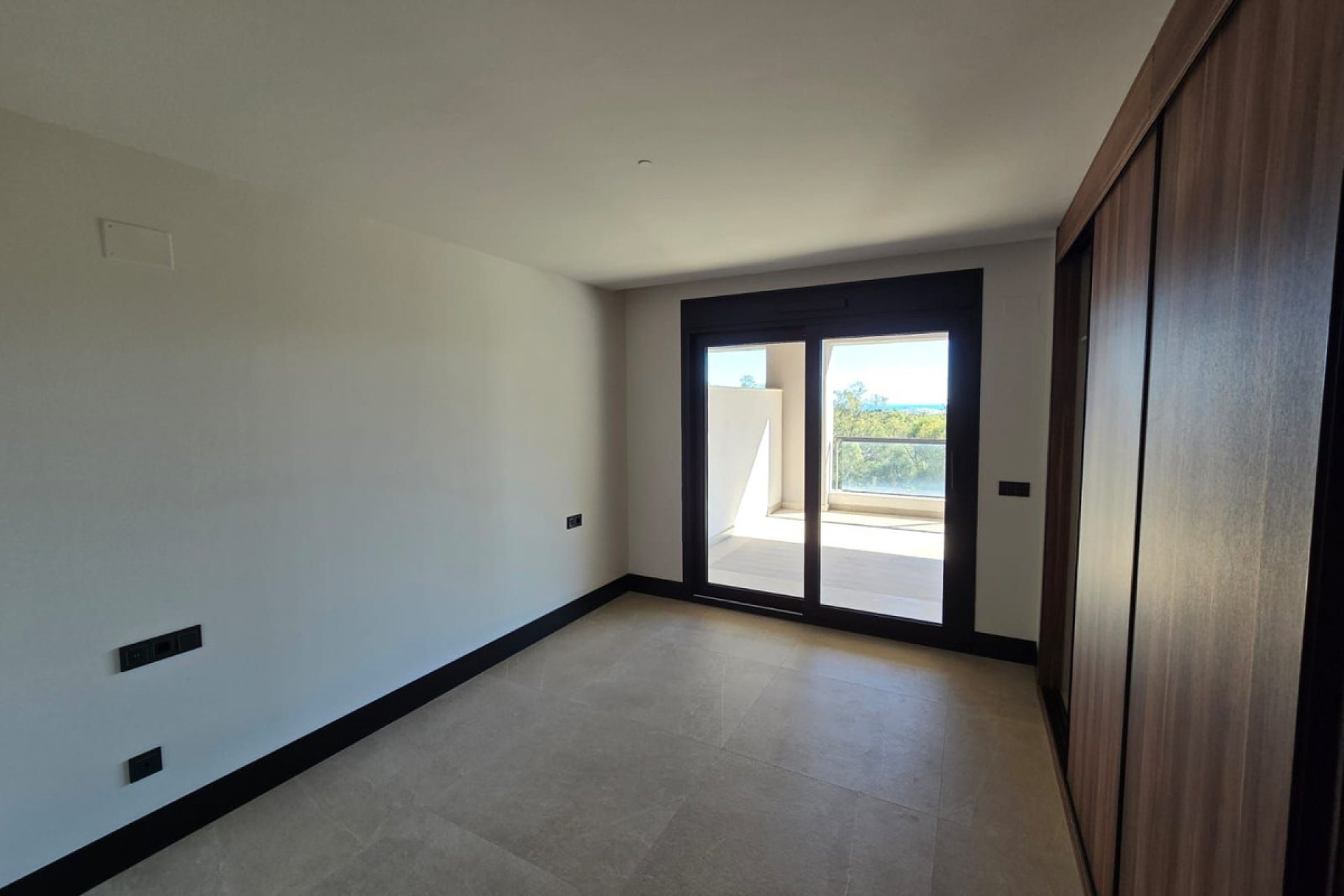 Resale - Apartment - Ground Floor Apartment - Marbella - Marbella Centro