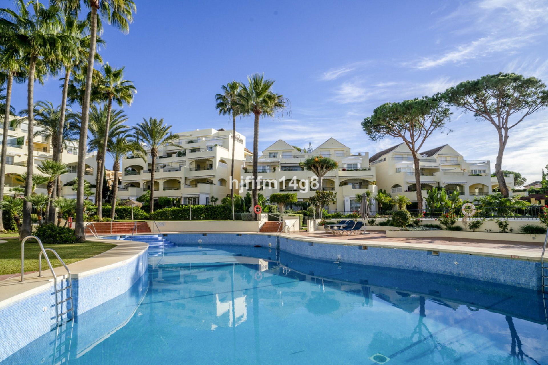 Resale - Apartment - Ground Floor Apartment - Marbella - Marbella Centro