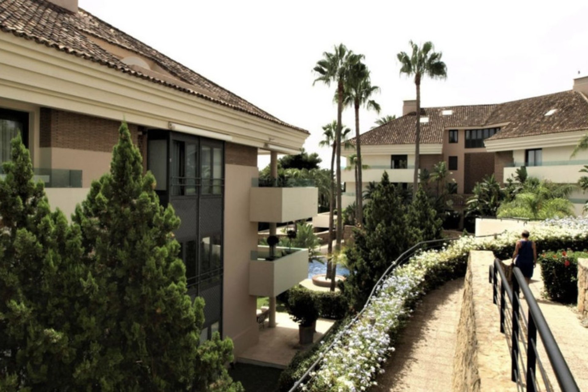 Resale - Apartment - Ground Floor Apartment - Marbella - Marbella Centro