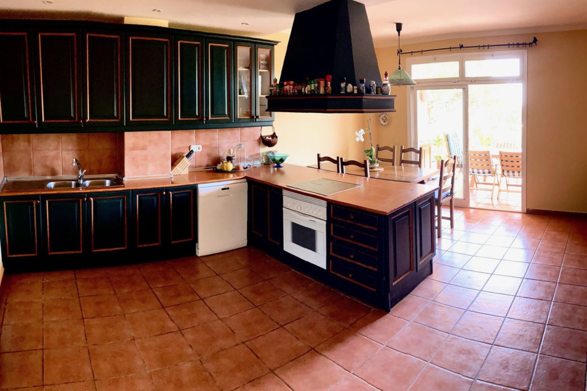 Resale - Apartment - Ground Floor Apartment - Marbella - Marbesa