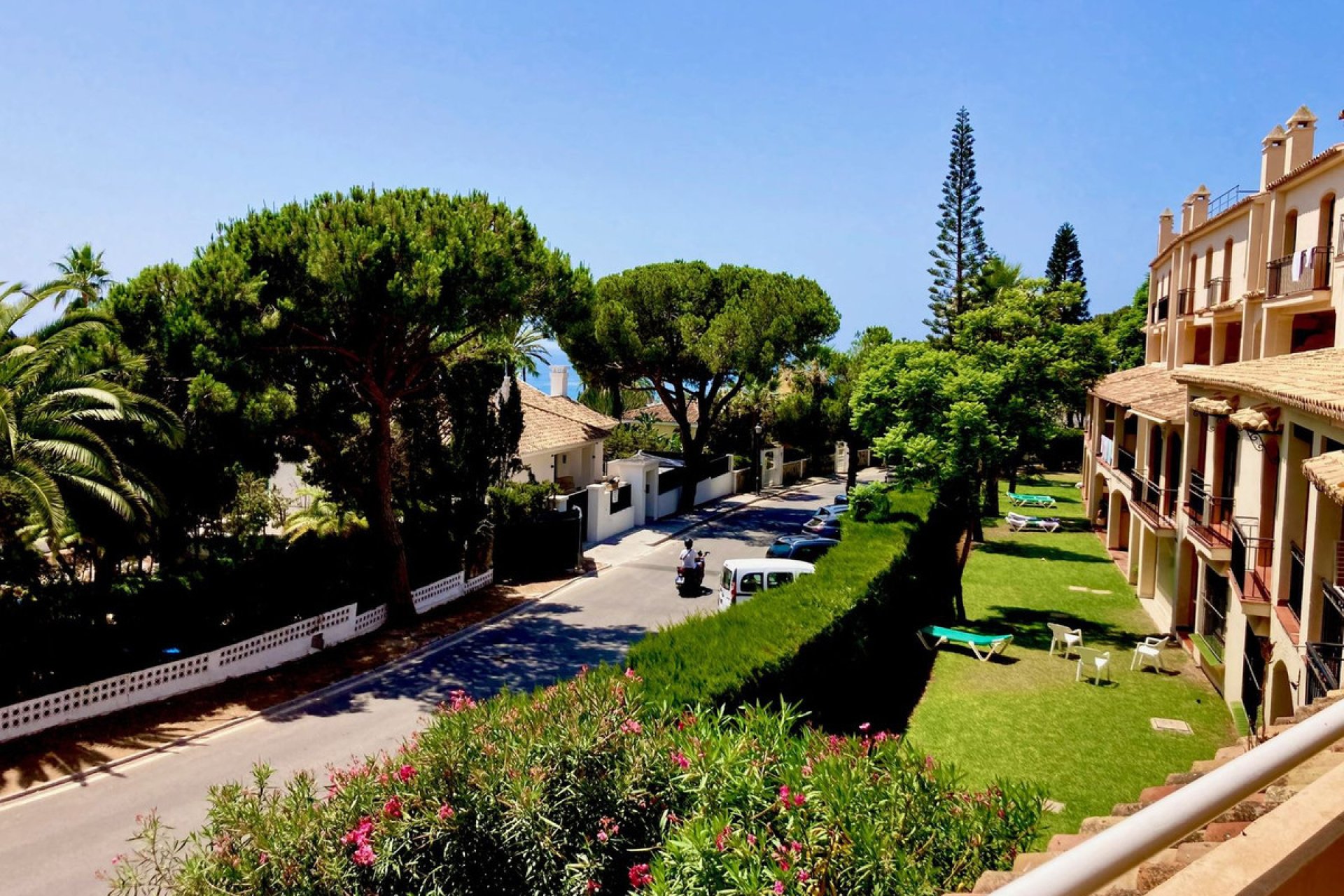 Resale - Apartment - Ground Floor Apartment - Marbella - Marbesa