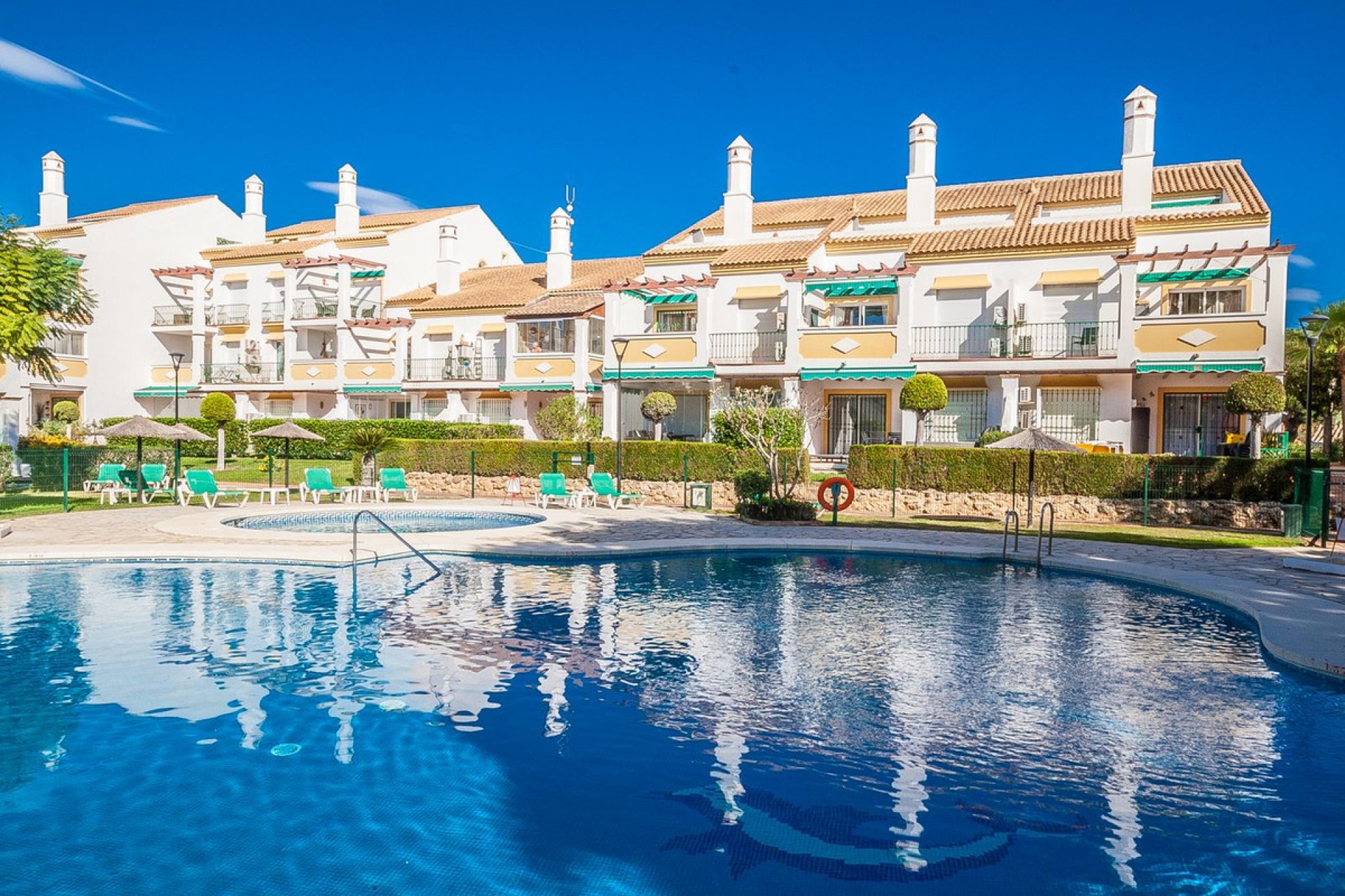 Resale - Apartment - Ground Floor Apartment - Marbella - Marbesa