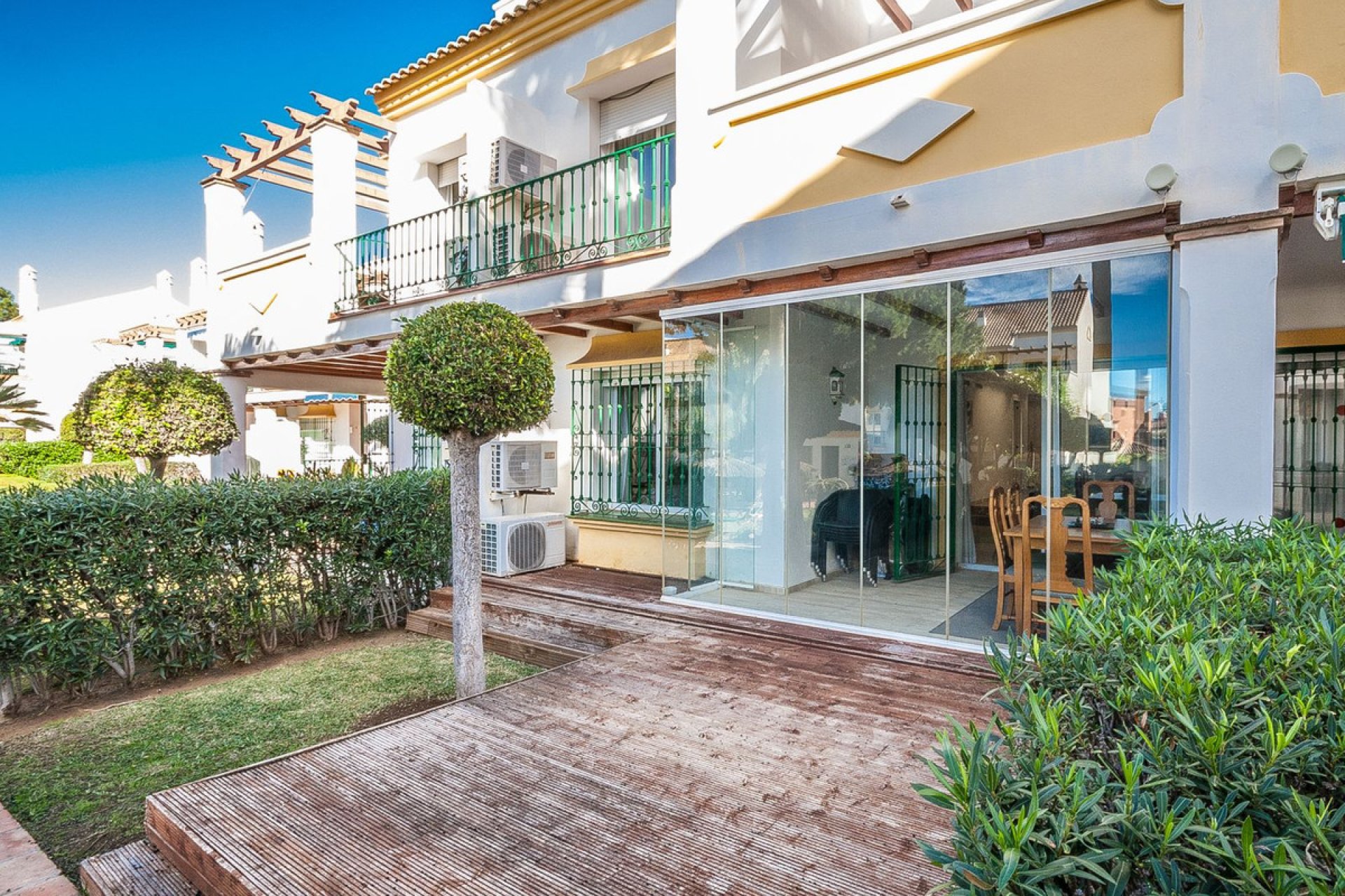 Resale - Apartment - Ground Floor Apartment - Marbella - Marbesa