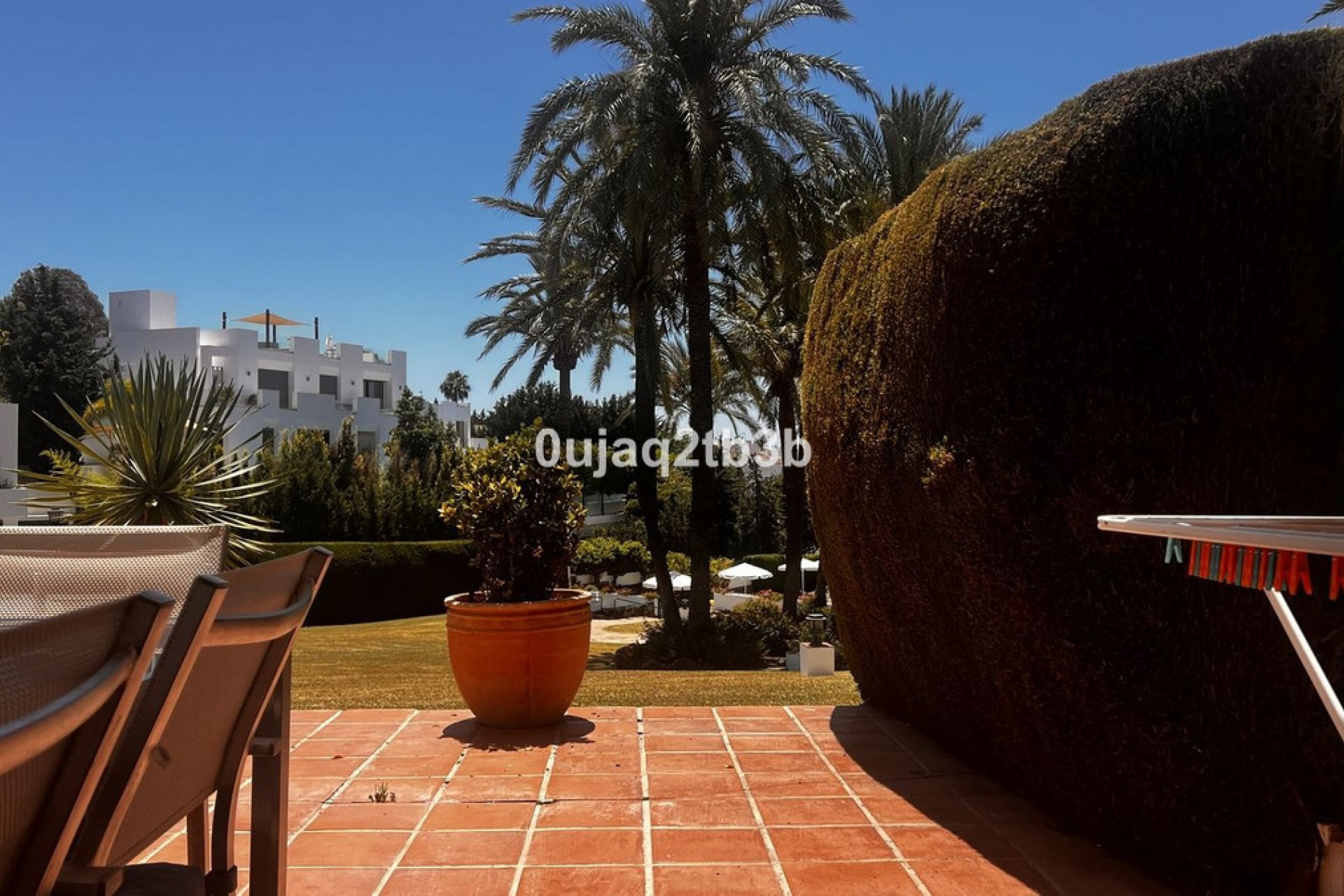 Resale - Apartment - Ground Floor Apartment - Marbella - Nueva Andalucia