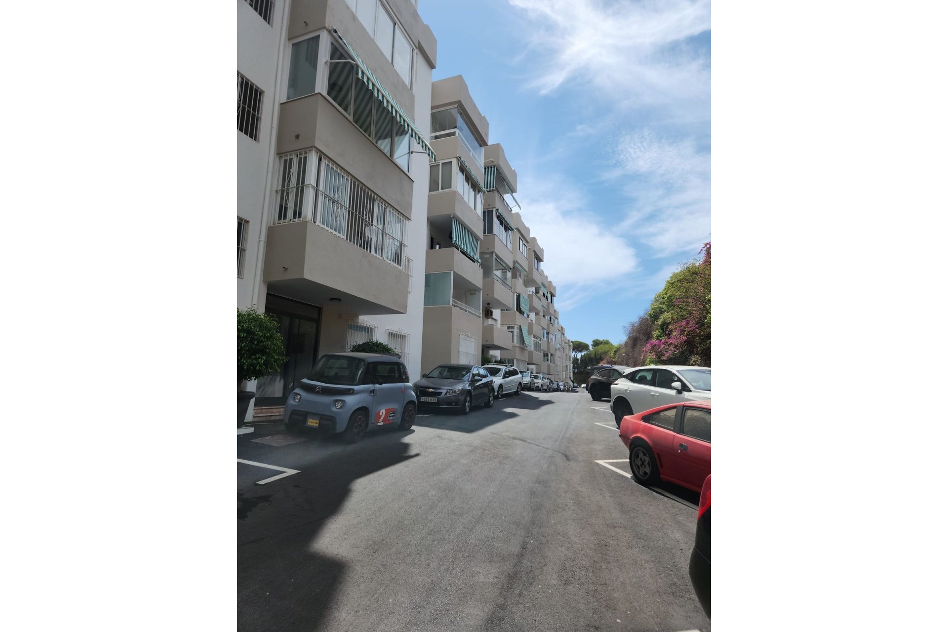 Resale - Apartment - Ground Floor Apartment - Marbella - Nueva Andalucia