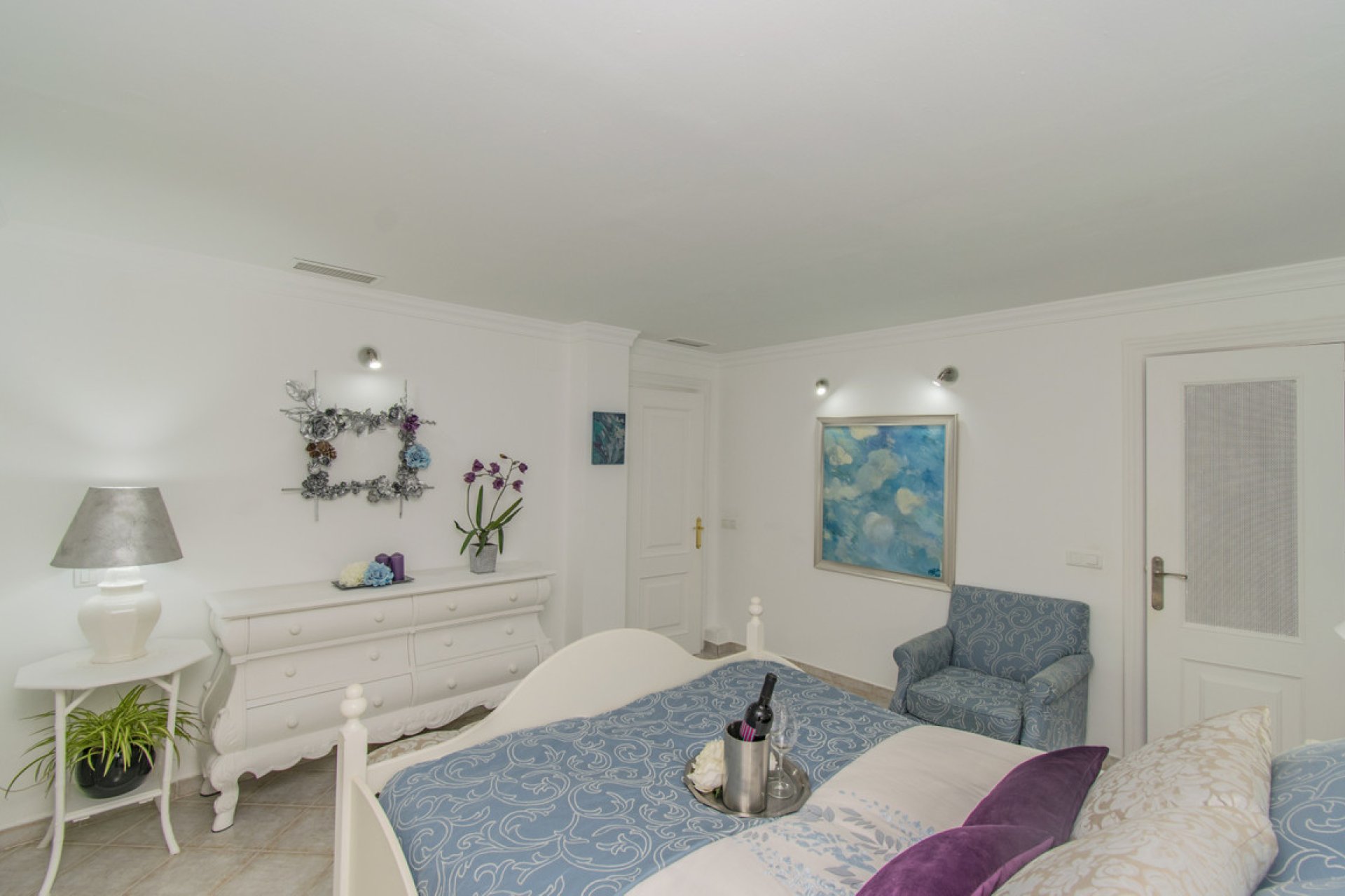 Resale - Apartment - Ground Floor Apartment - Marbella - Nueva Andalucia