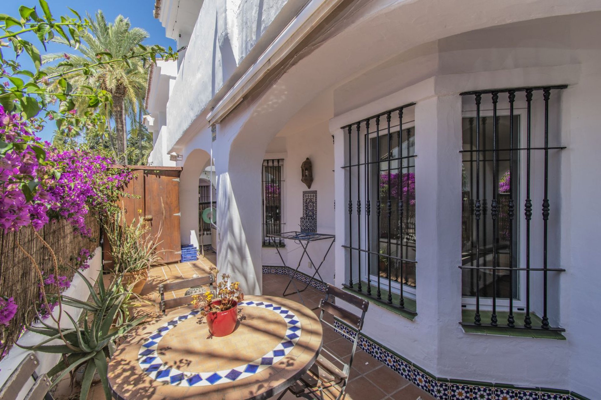 Resale - Apartment - Ground Floor Apartment - Marbella - Nueva Andalucia