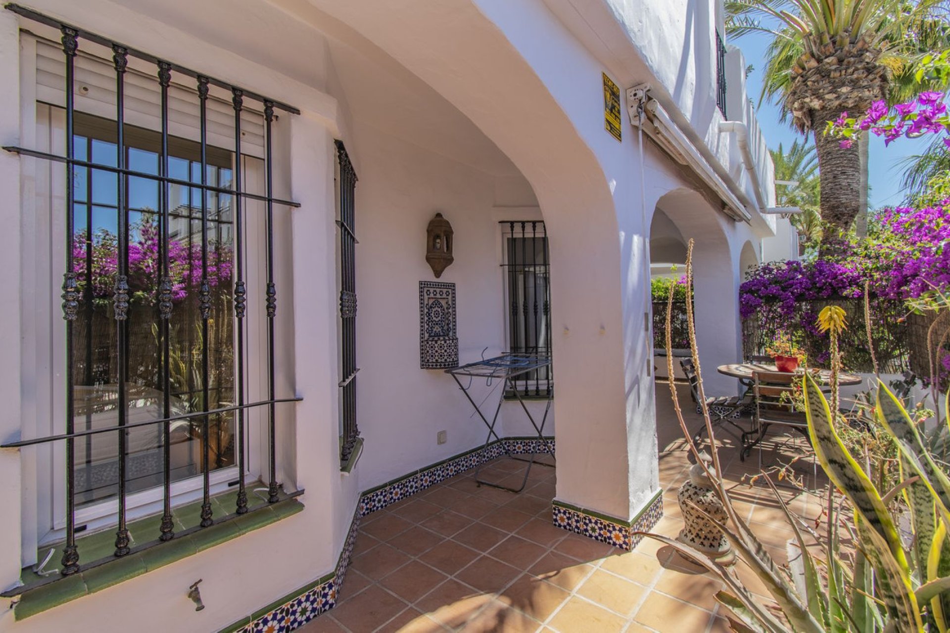 Resale - Apartment - Ground Floor Apartment - Marbella - Nueva Andalucia