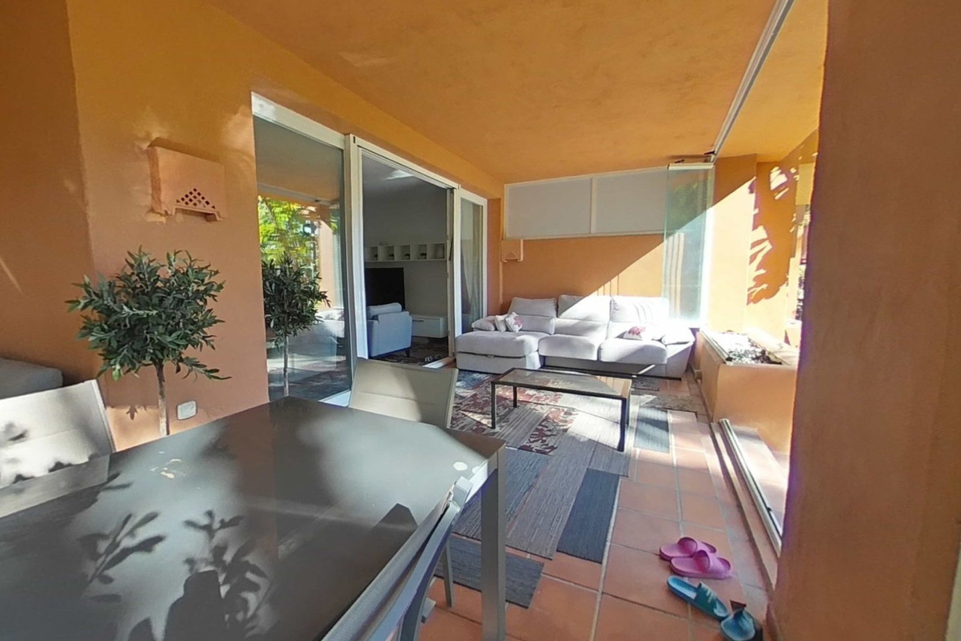 Resale - Apartment - Ground Floor Apartment - Marbella - Nueva Andalucia