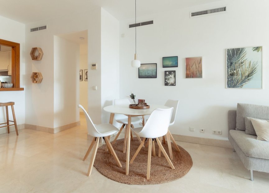 Resale - Apartment - Ground Floor Apartment - Marbella - Nueva Andalucia