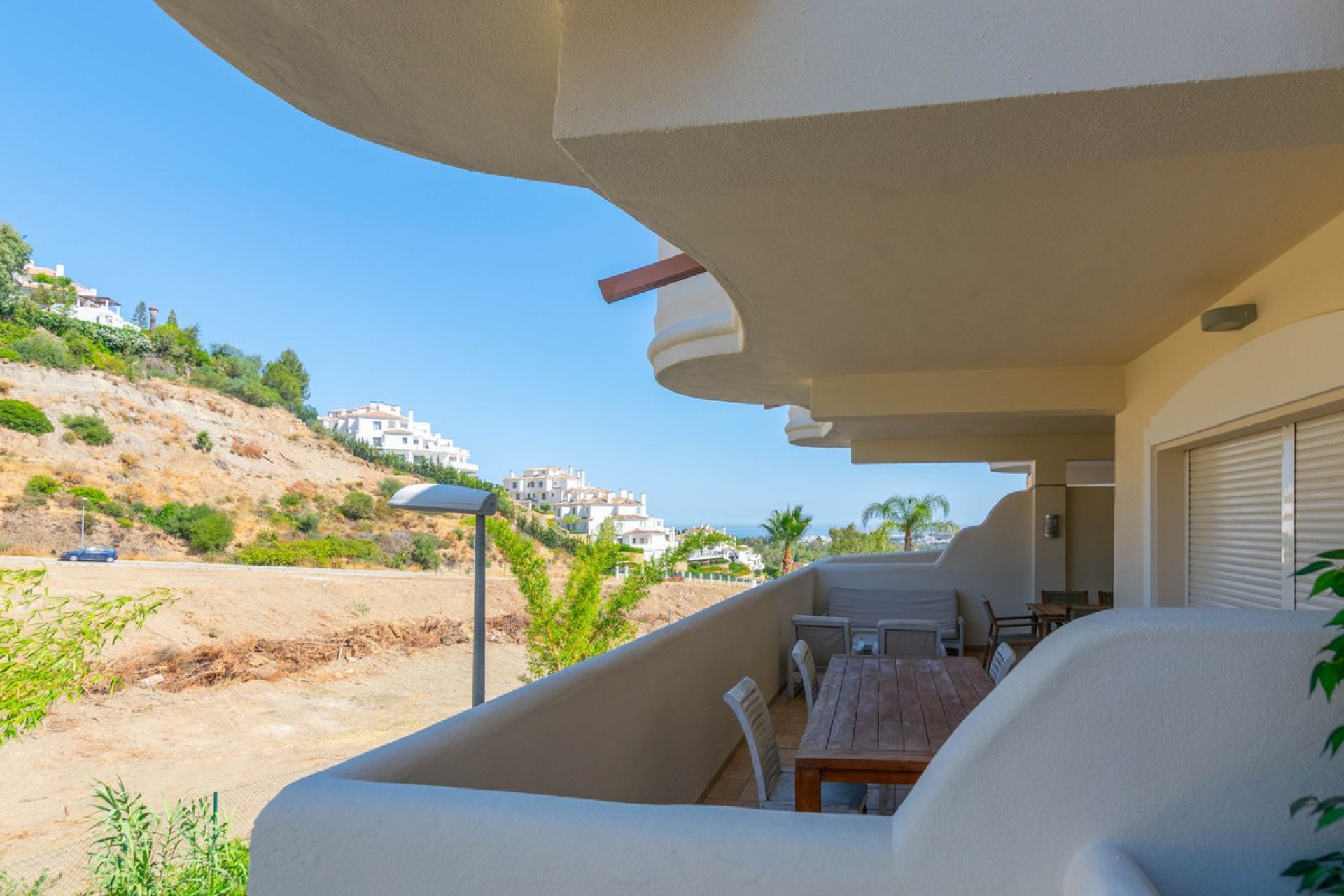 Resale - Apartment - Ground Floor Apartment - Marbella - Nueva Andalucia