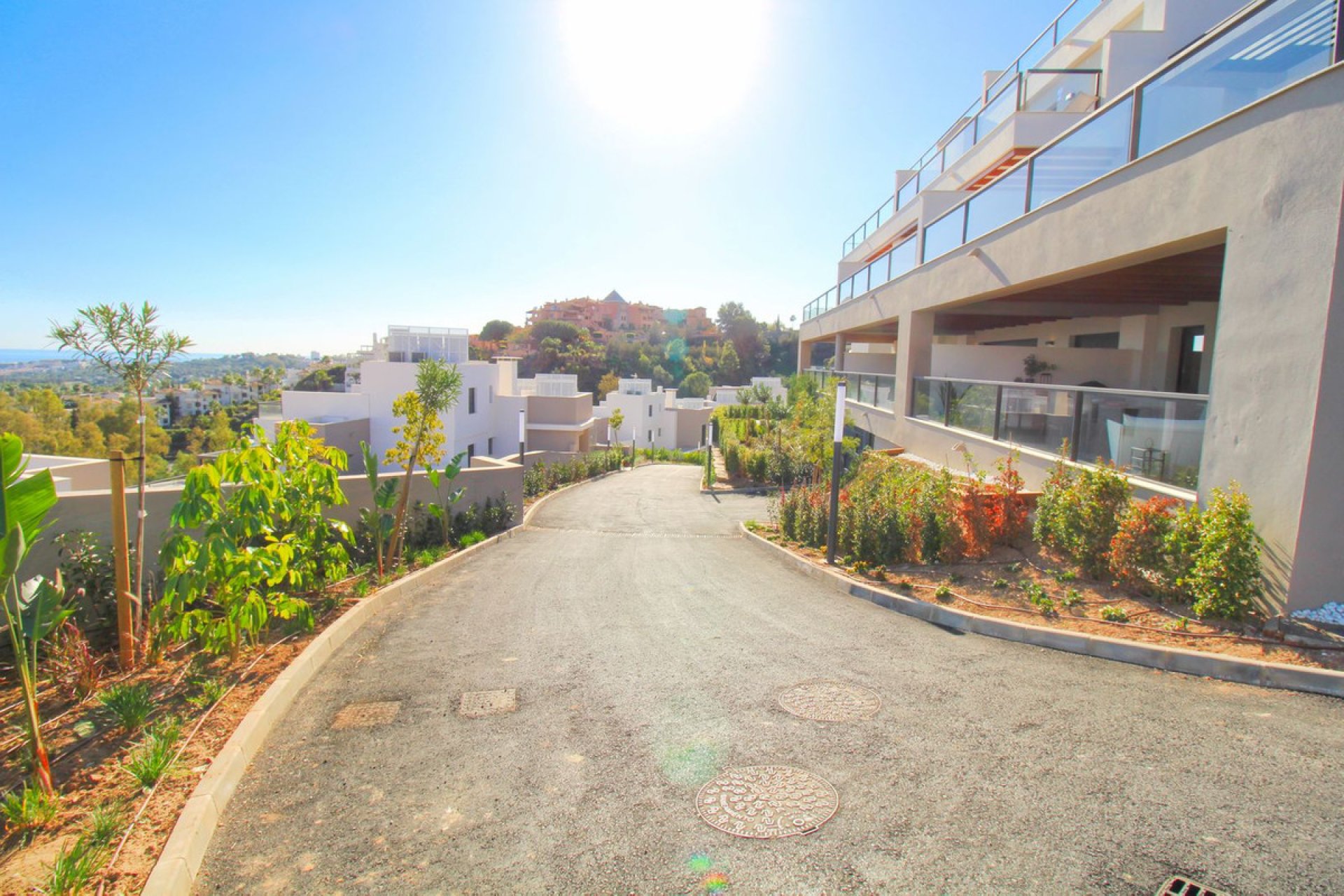 Resale - Apartment - Ground Floor Apartment - Marbella - Nueva Andalucia