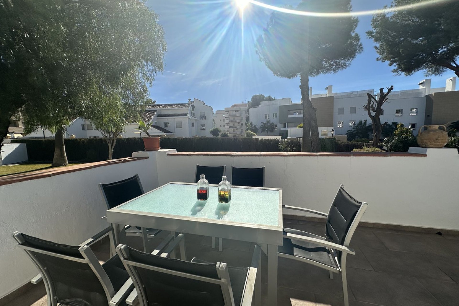 Resale - Apartment - Ground Floor Apartment - Marbella - Nueva Andalucia