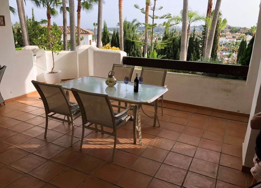 Resale - Apartment - Ground Floor Apartment - Marbella - Nueva Andalucia